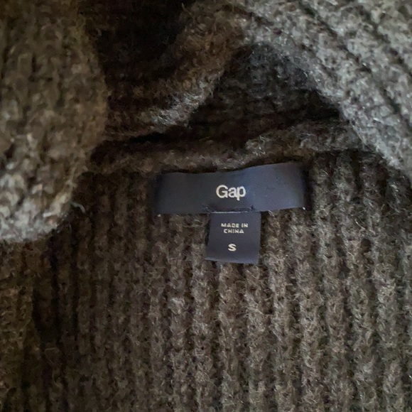 Grey knit gap sweater - Picture 3 of 4